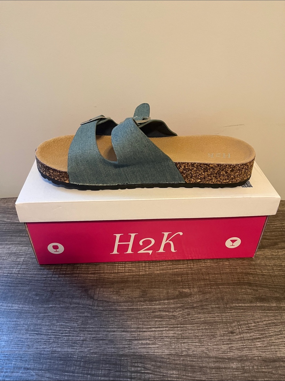 H2K Karen Denim Double Buckle Slide Sandals Women’s Size 8 Comfort Footbed NIB